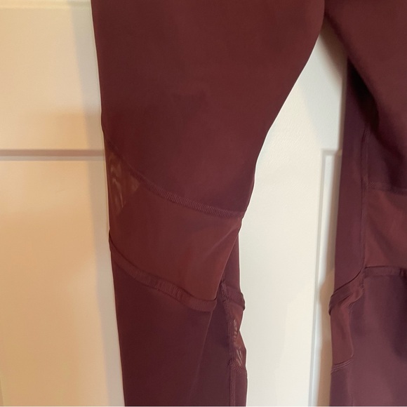 Nike- SZ S Dri-Fit Maroon Leggings - Picture 5 of 6